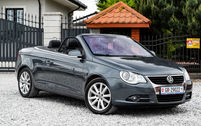 samochody osobowe Volkswagen Eos cena 29900 przebieg: 196000, rok produkcji 2009 z Radom